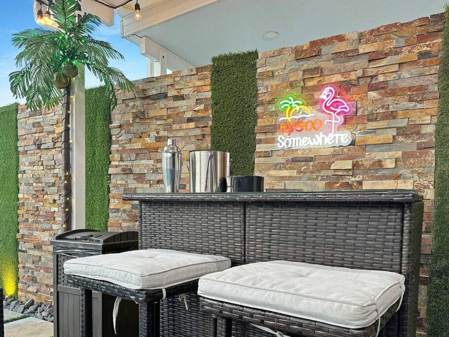 Vacay Spot Experience Luna Sky! 65" Tv Bar, Bbq, Shower Massage Jets, Music, Go To Fl Keys Homestead Exterior foto